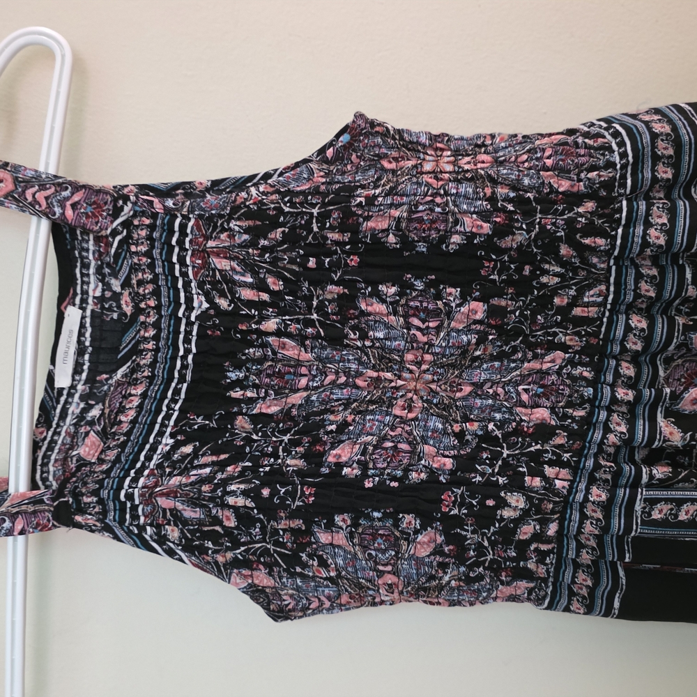 Women's Black and Pink Patterned Top
